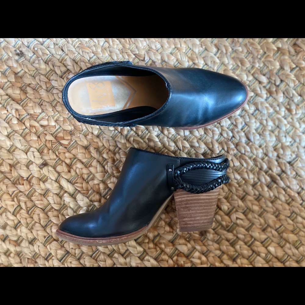 Dolce Vita Mules